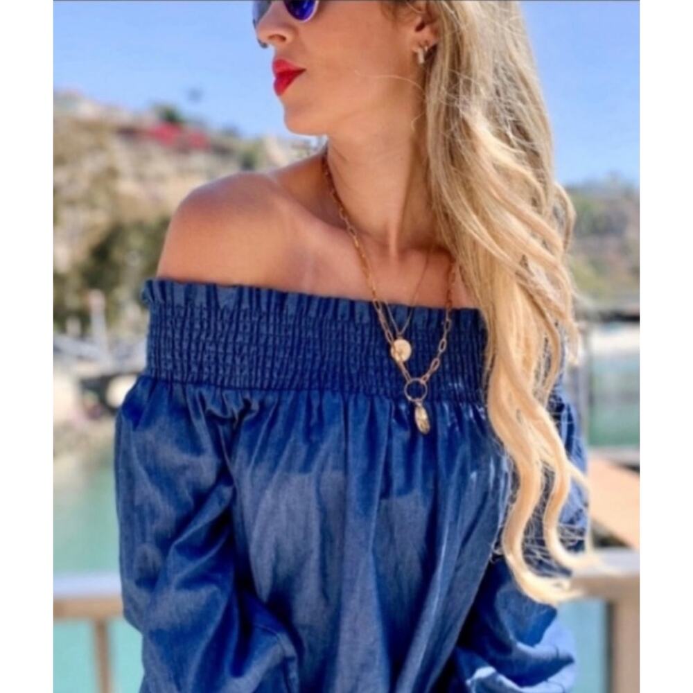 Amoli Off Shoulder Lightweight Denim Top Size S NWT